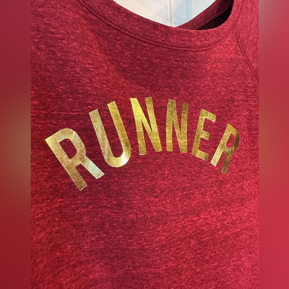 Sarah Marie Design Studio RUNNER sweatshirt - Picture 2 of 5